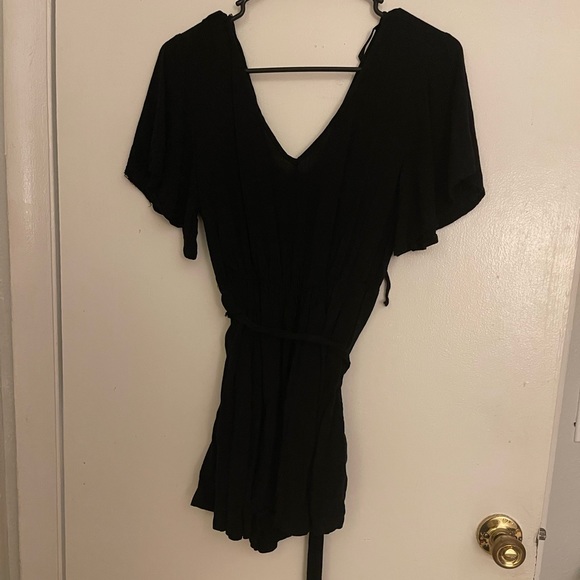 Shein black romper - Picture 2 of 2